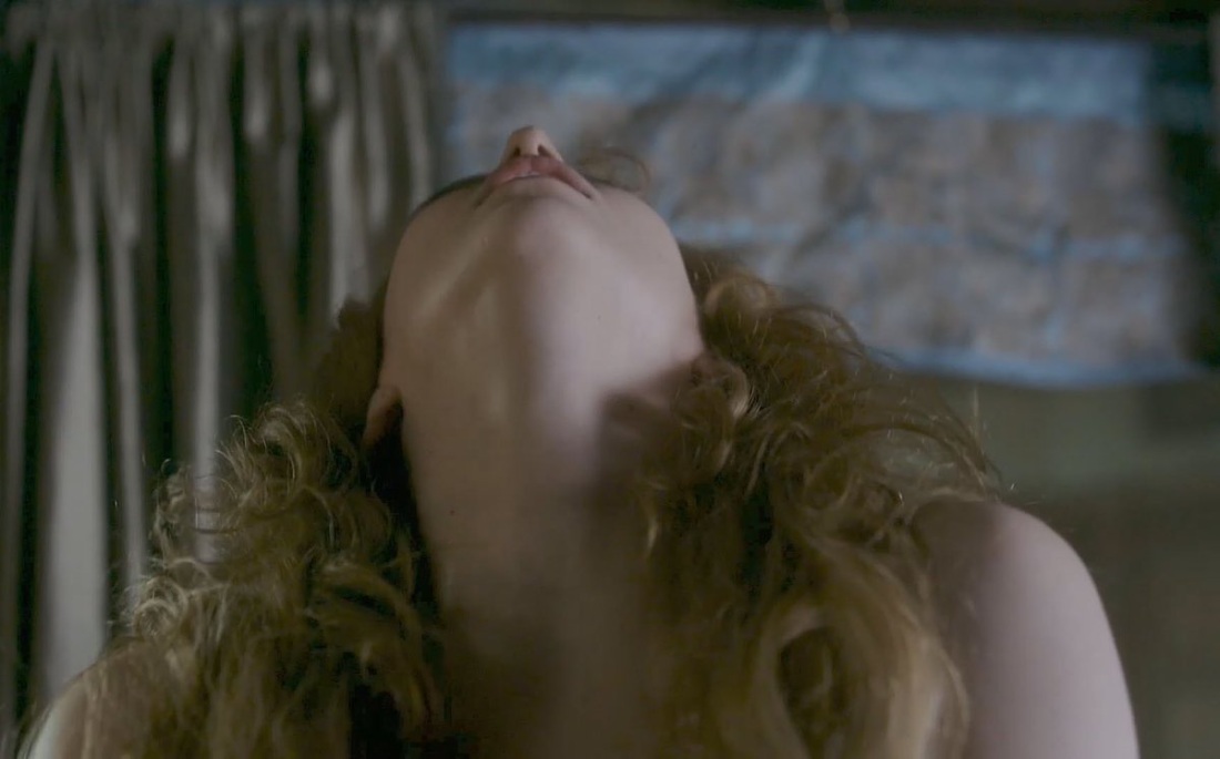 Джоди Комер постельная сцена