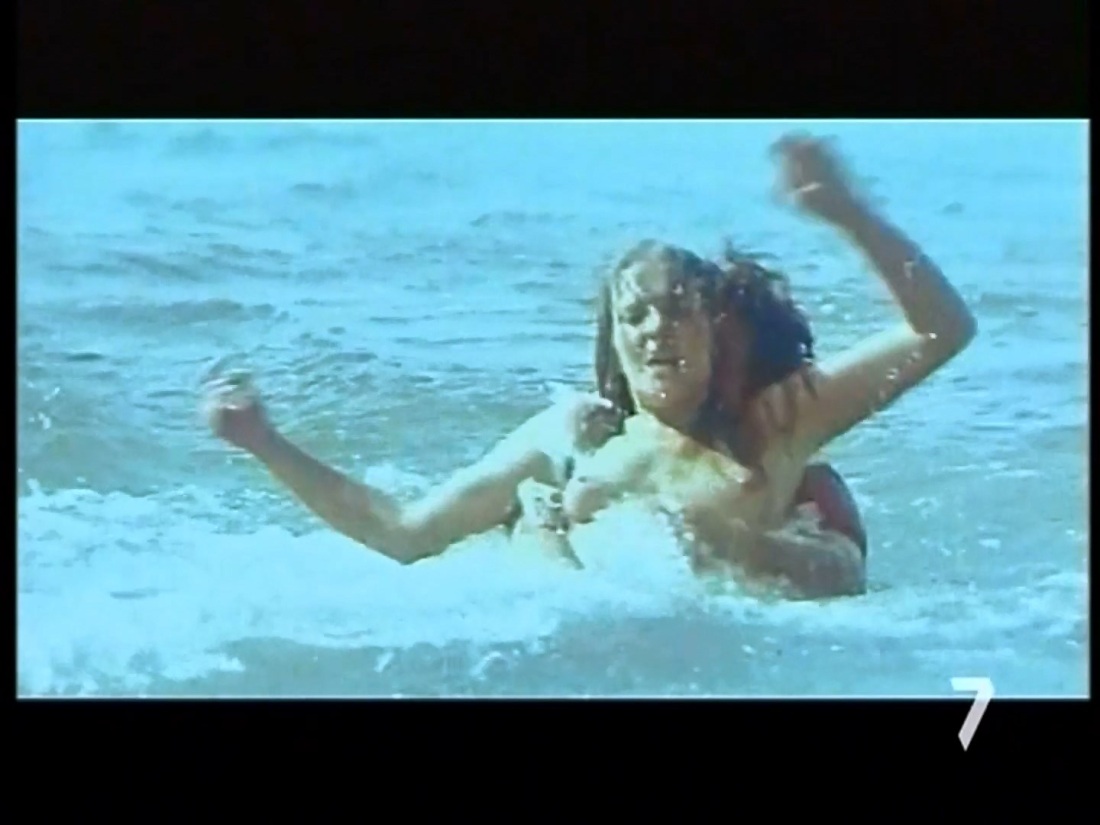 Елена Гилберт в белье