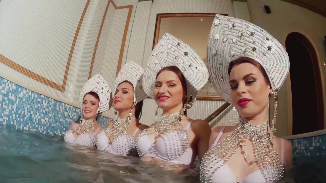 Голые дамы в средние века