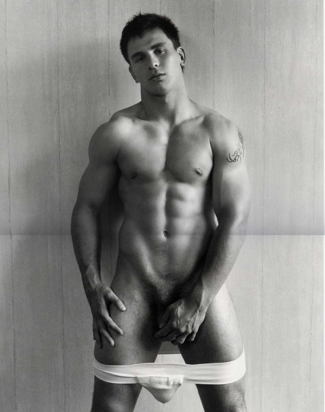 Фотосессия голых мужчин