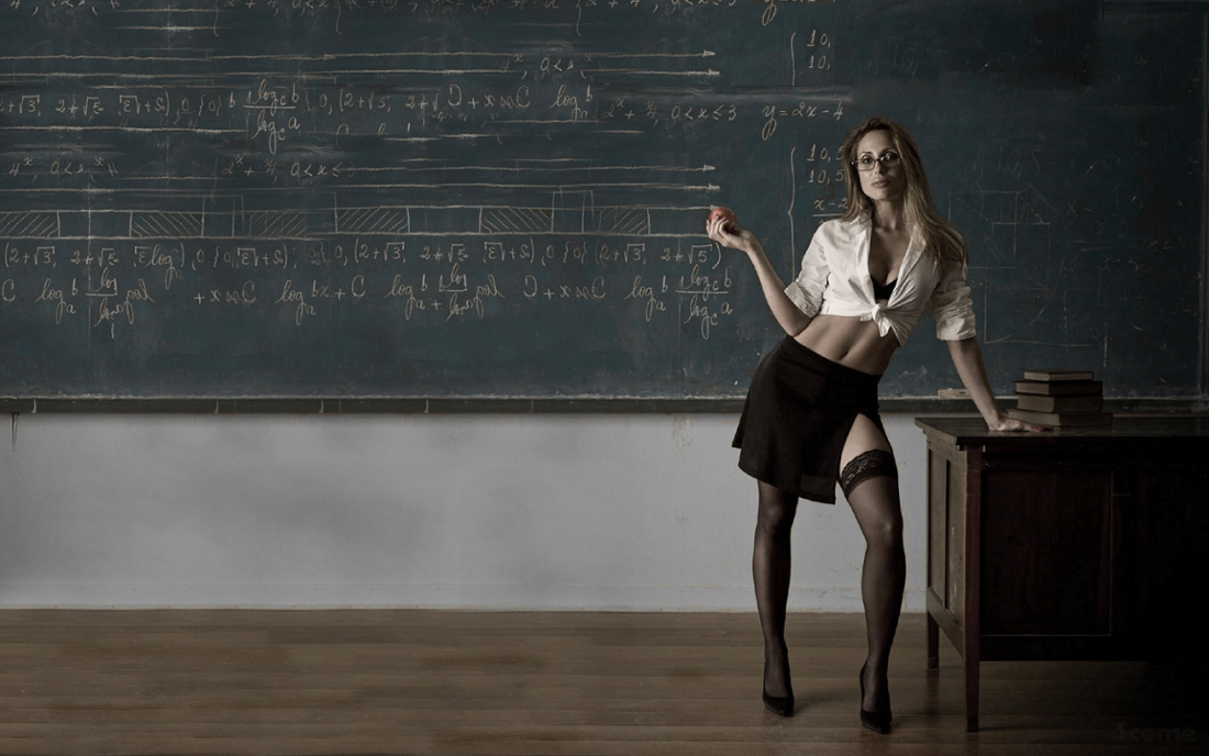 Голые сиськи училки Шайла Стайлз