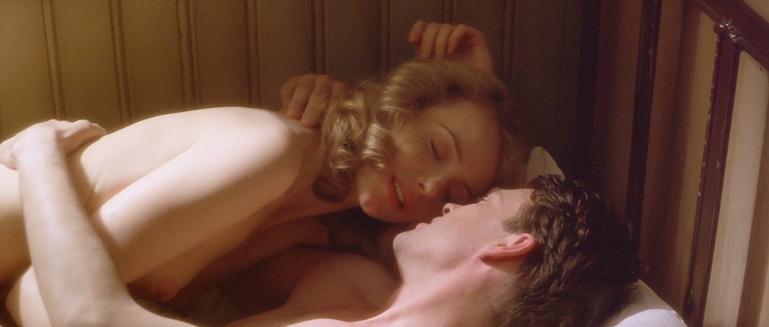 Саффрон Берроуз hot