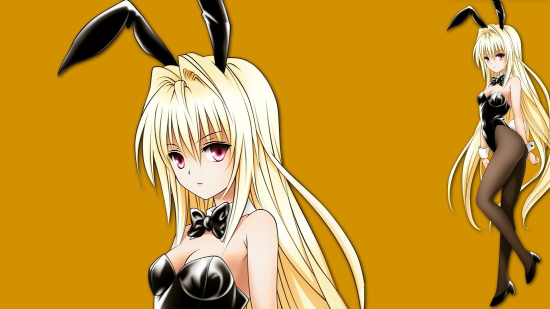 Аниме девушка в костюме кролика