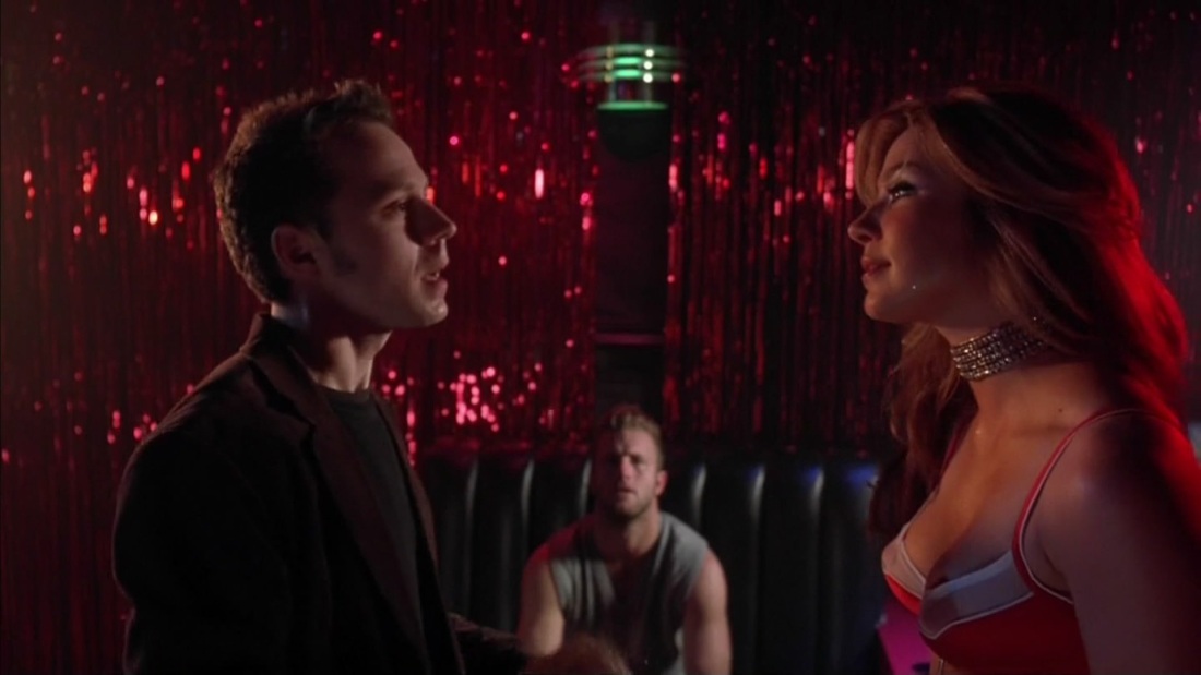 Девочки сверху: французский поцелуй