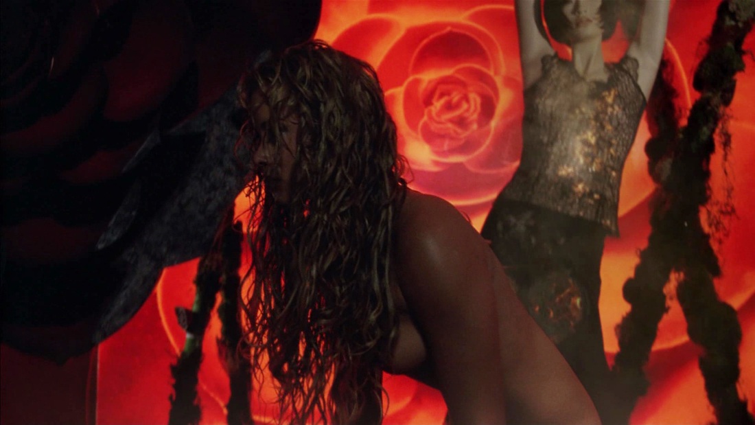 Кристанна Соммер Локен ню