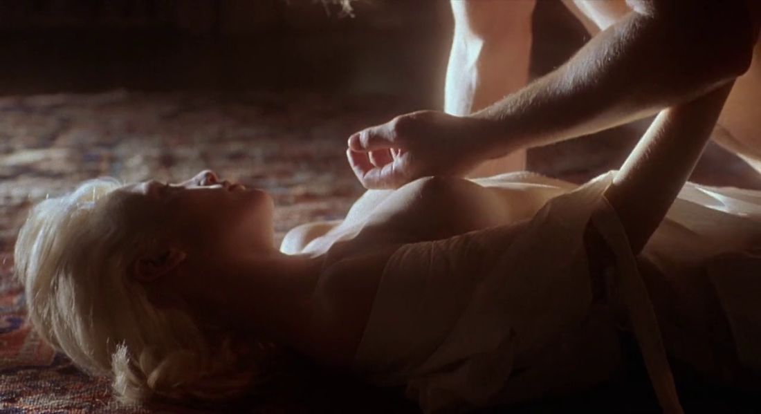 Шерилин Фенн голая Твин пикс