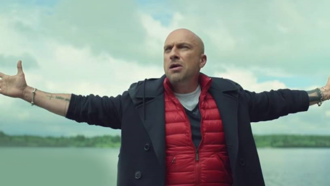 Красивый женский силуэт