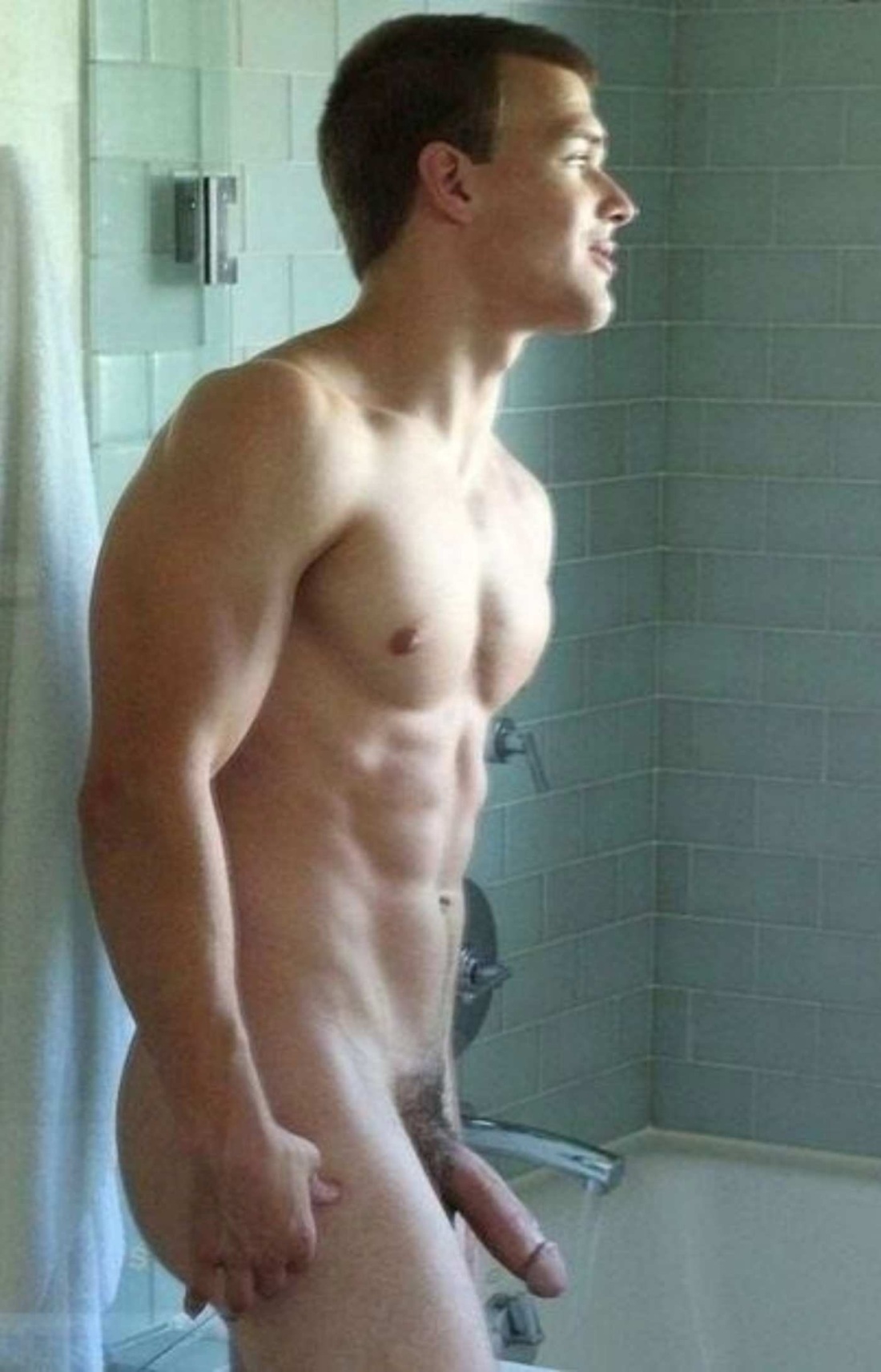 Голые возбужденные парни