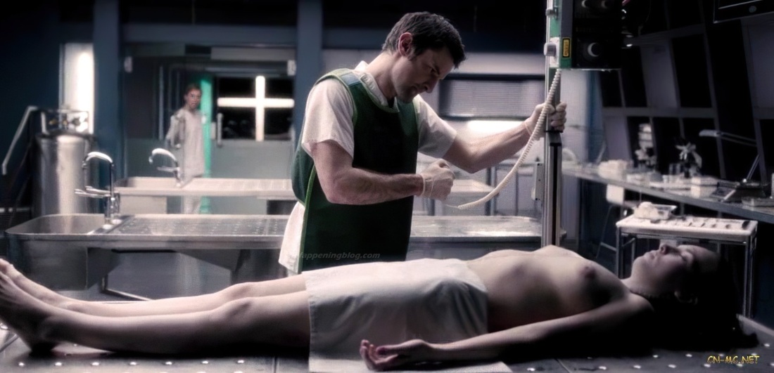 Аннабелль Уоллис голая