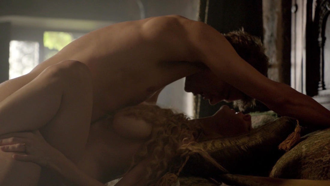 Jodie comer White Scene