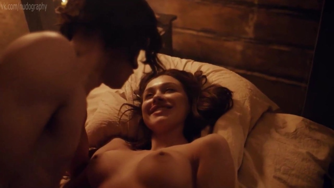 Юлия Топольницкая в купальнике