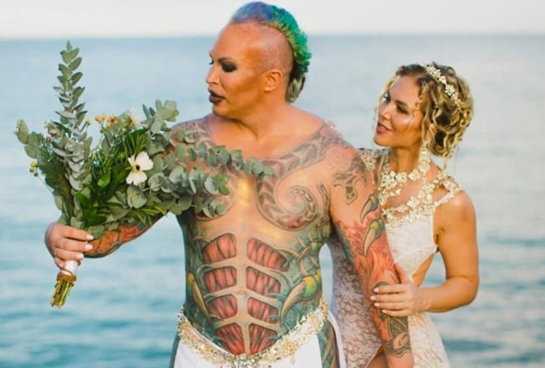 Леа Сейду и Адель Экзаркопулос Kiss