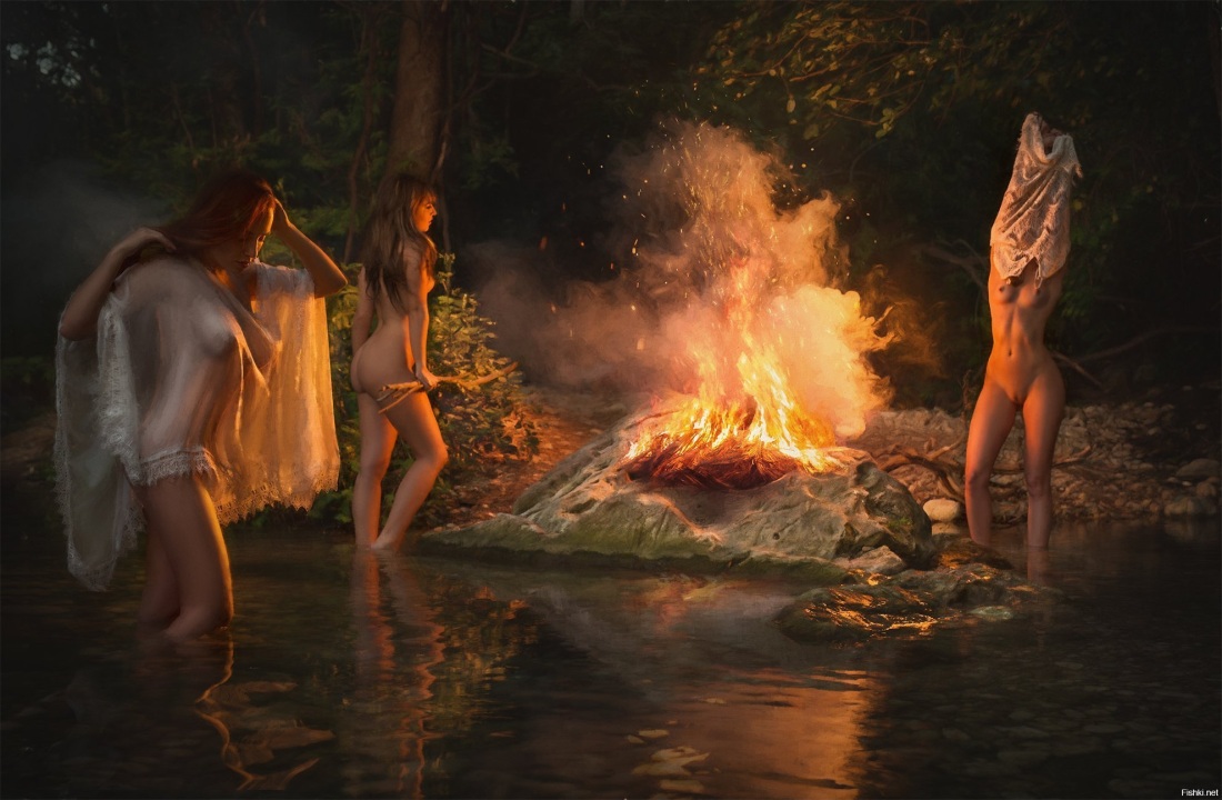 Эротические танцы девушек