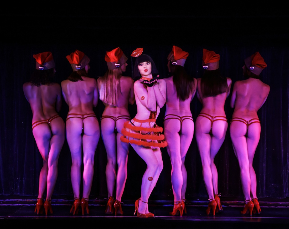 Танцовщицы кабаре Crazy Horse плейбой 1978