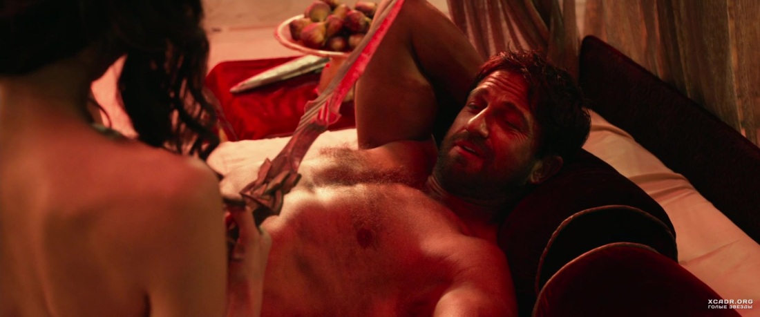 Элоди Юнг постельные сцены