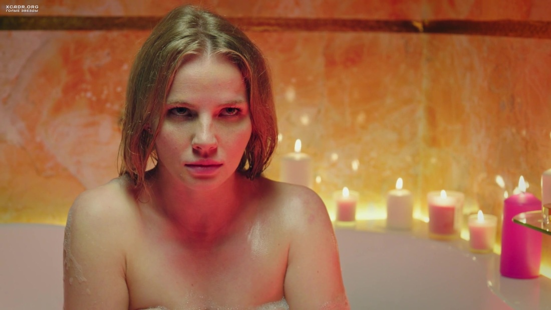 Настасья Самбурская универ