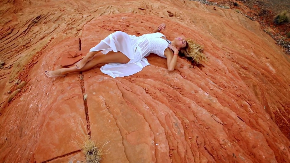 Регина Тодоренко Максим 18