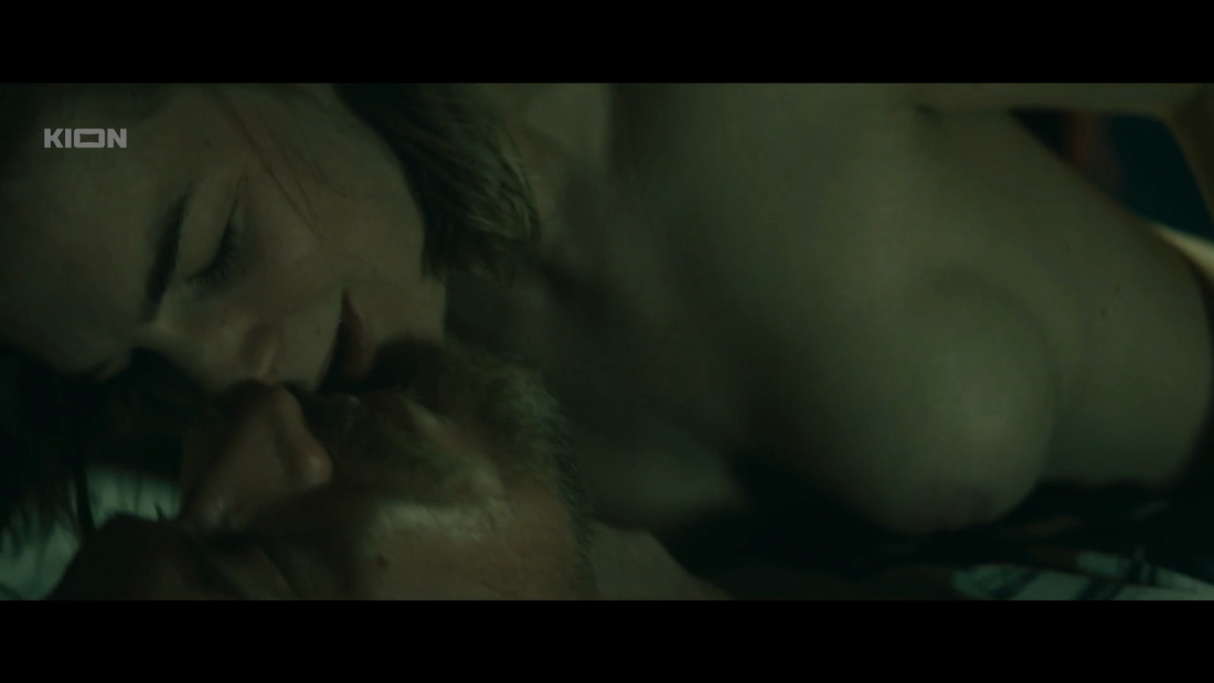 Александра Ревенко голая