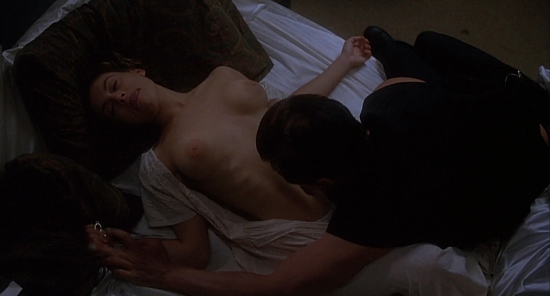 Alyssa Milano Embrace of the Vampire 1995