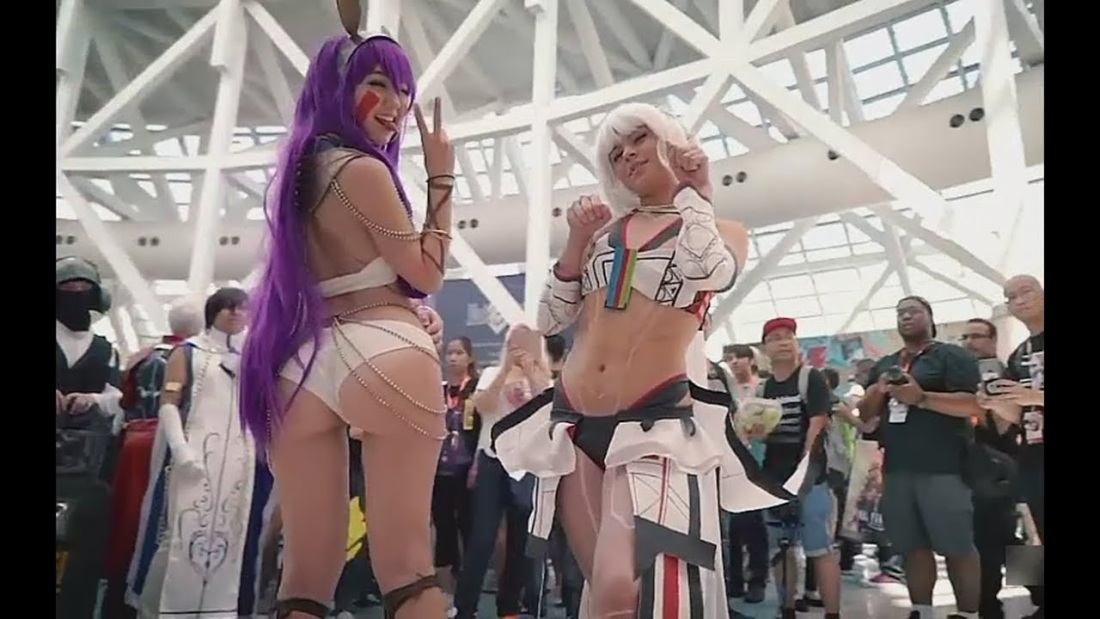 Косплей ягодицы