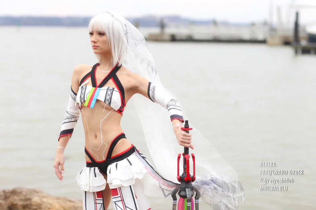 Уэнзди Аддамс Cosplay