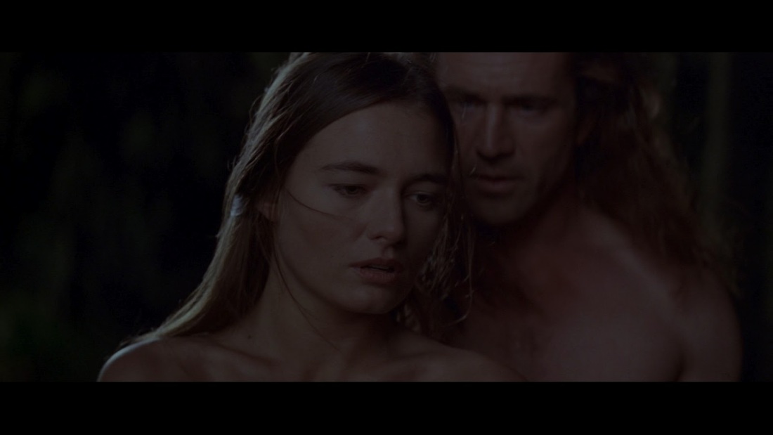 Кэтрин МАККОРМАК топлес