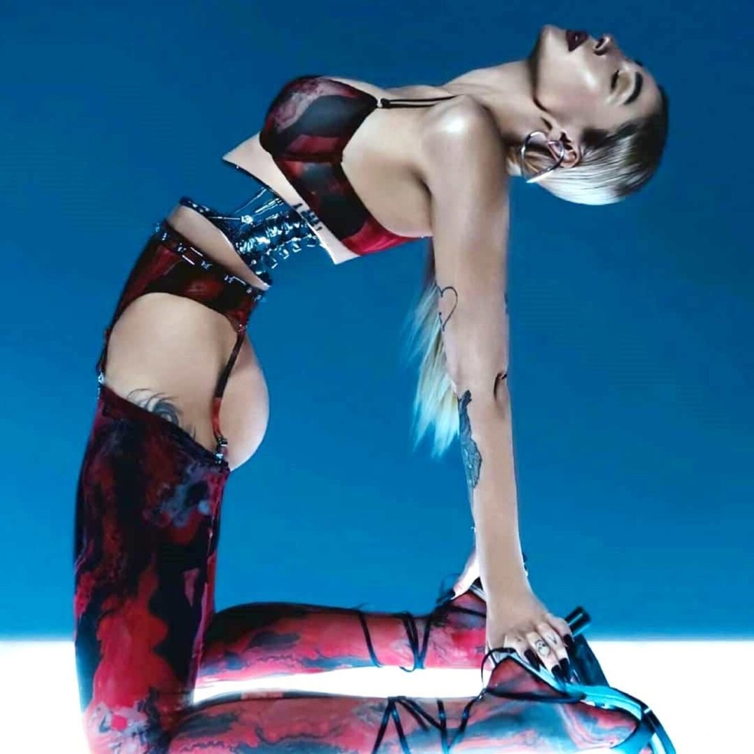 Порнография -секс с Ивлеевой