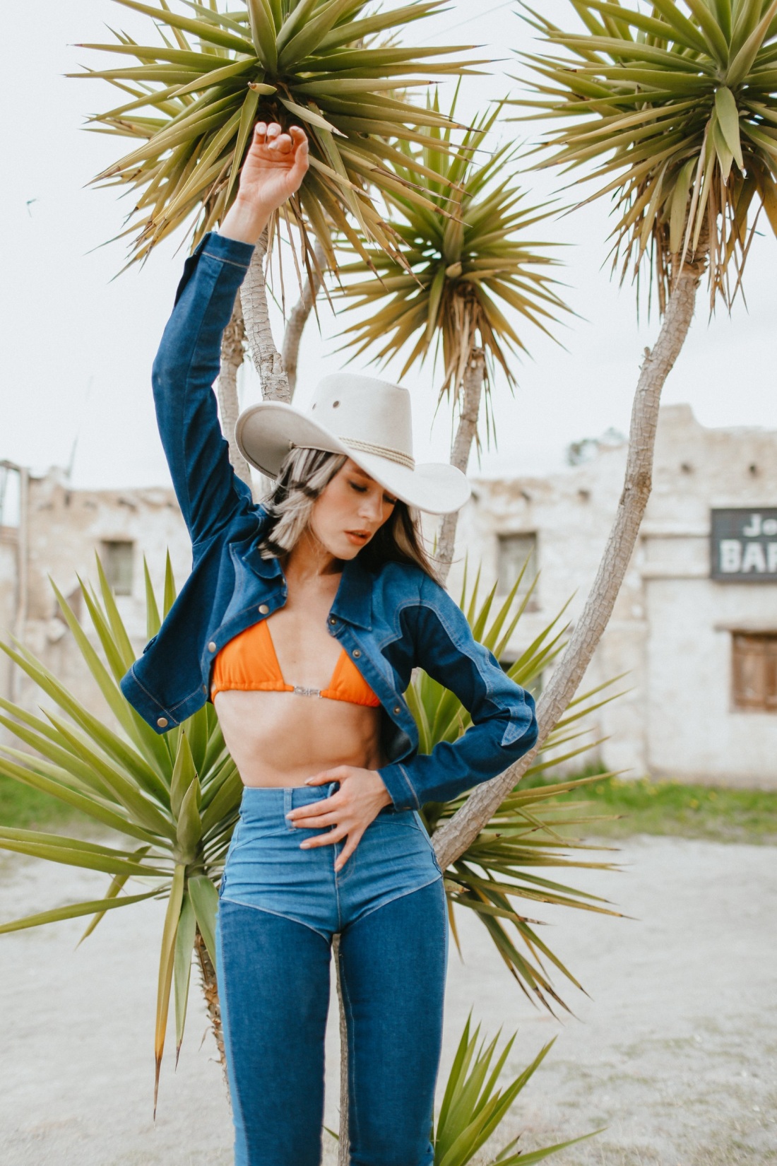 Надя Дорофеева дим премия Yuna 2019