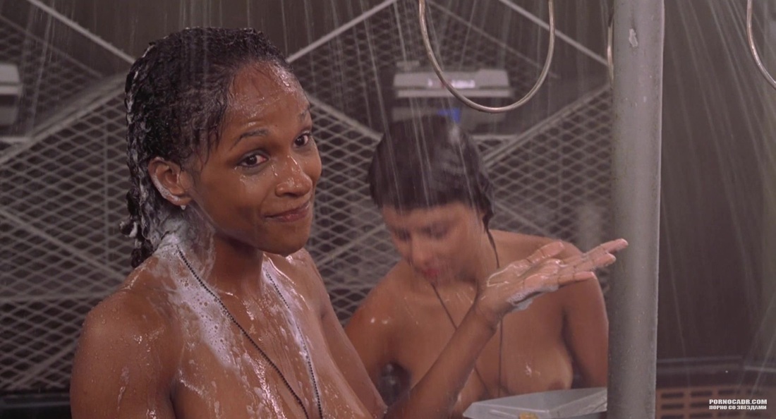 Актриса Дина Мейер голая