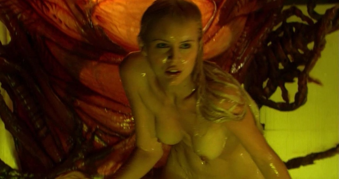 Хелена Мэттссон голая грудь