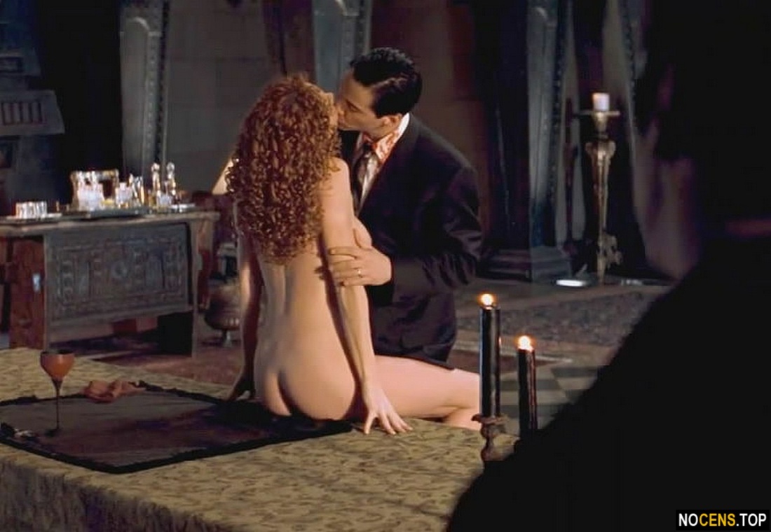 Конни Нильсен плейбой