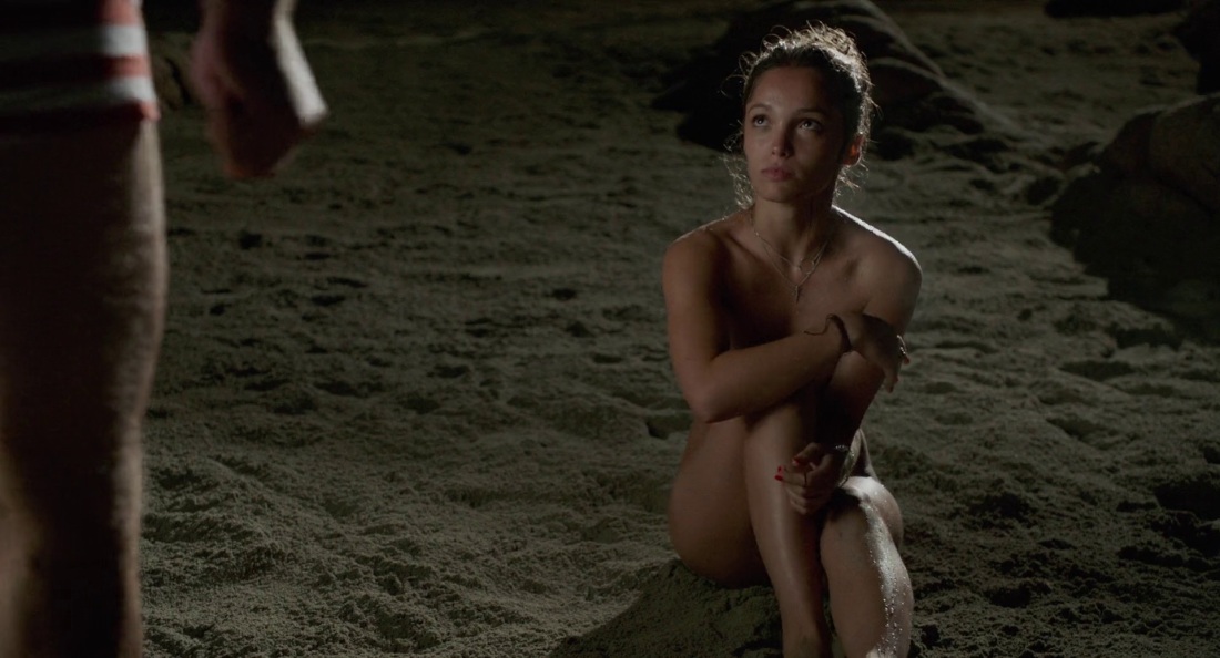 Лола Ле Ланн голая грудь