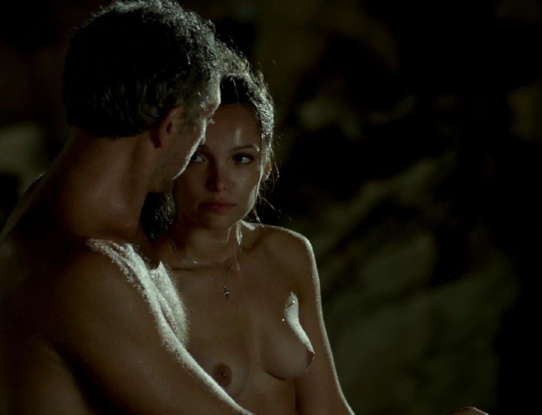 Актриса Лола Ле Ланн голая