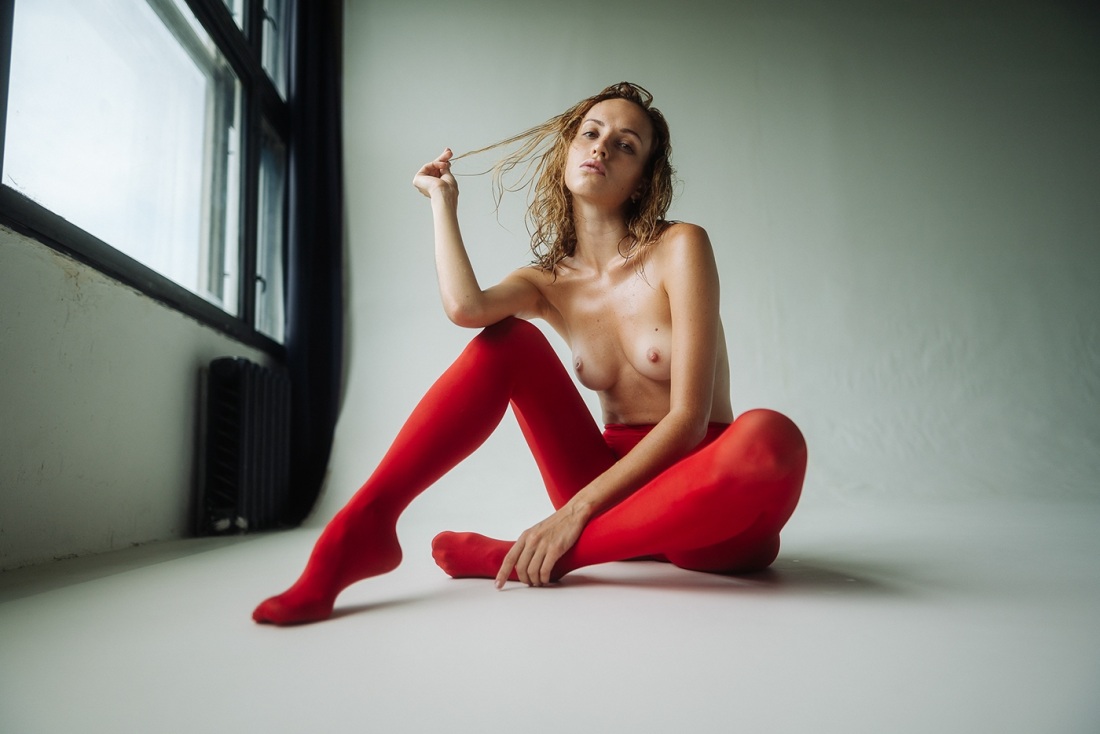 Голая Lexi Love модель большая грудь