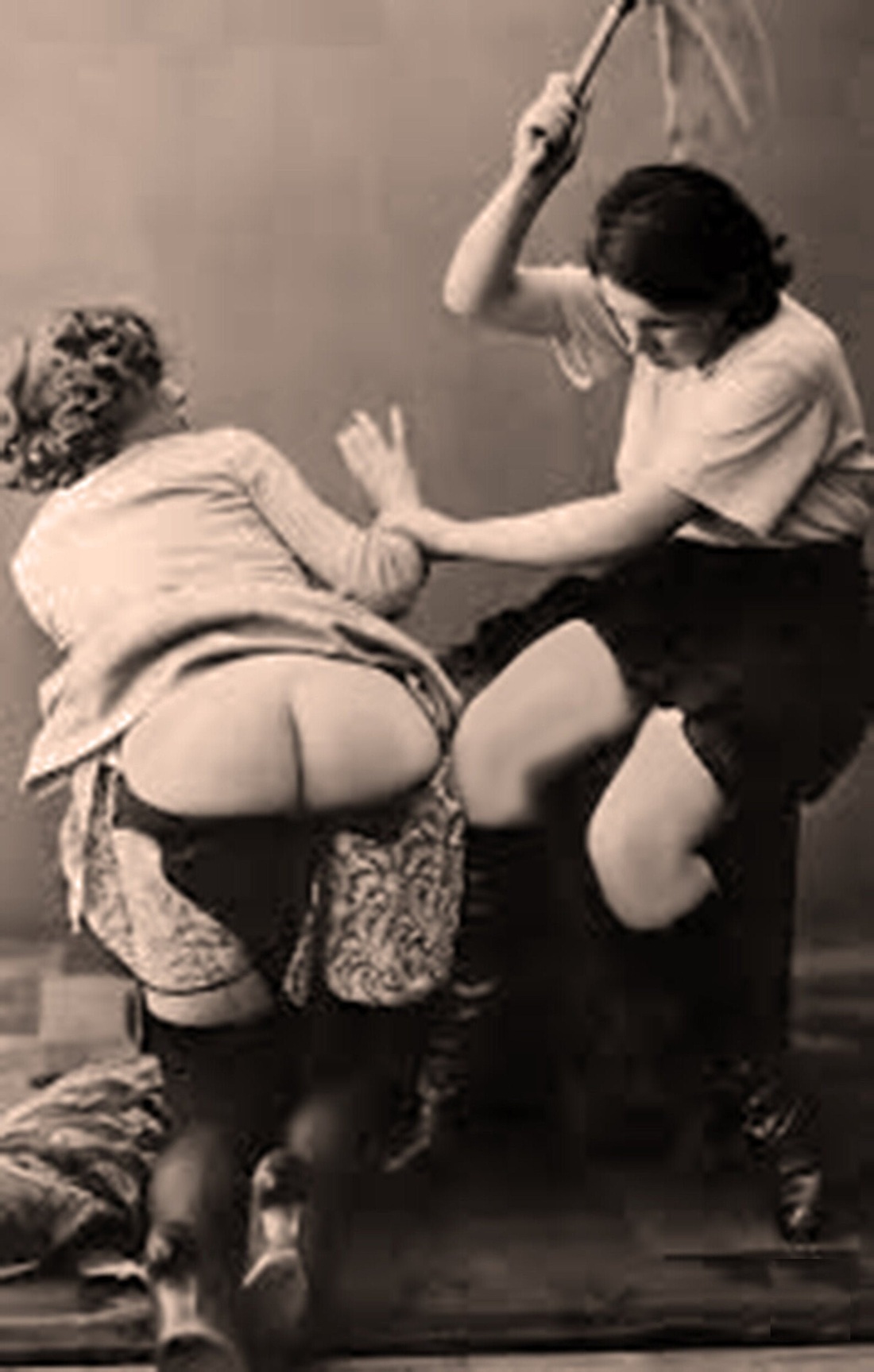 Эротические фильмы с поркой