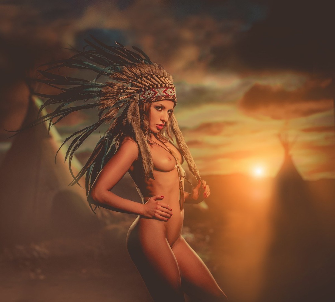 Хитоми Танака и Анри Окита индейцы