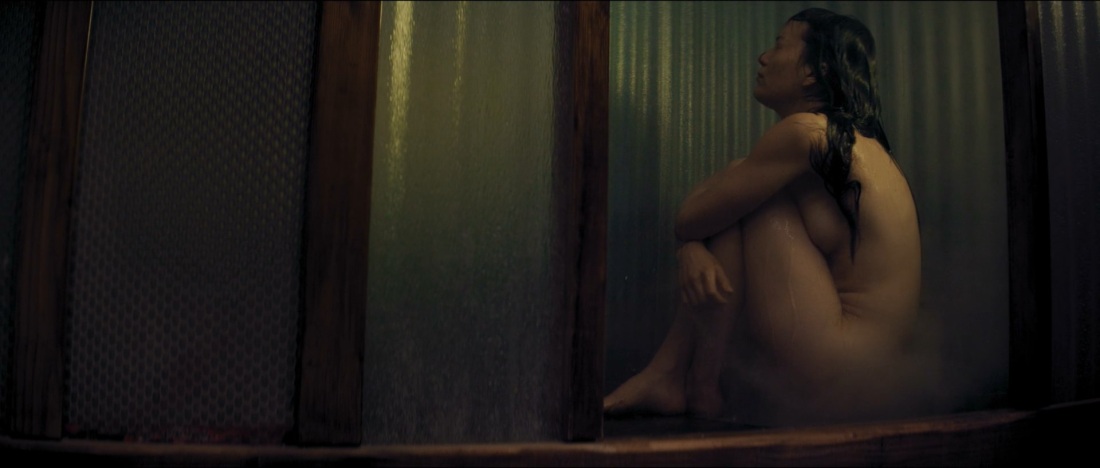 Порноактриса Brittany Lynn с тату