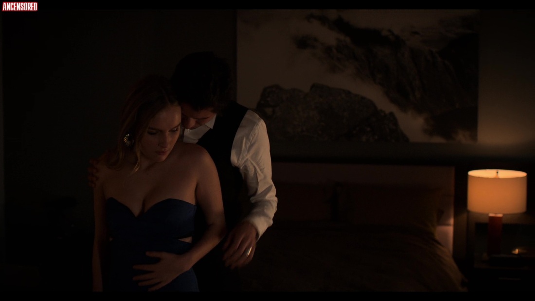 Лаура Гордон фото голой