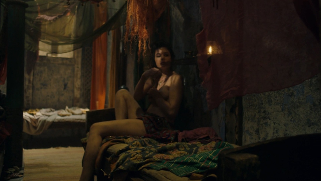 Оливия Тирлби постельные сцены