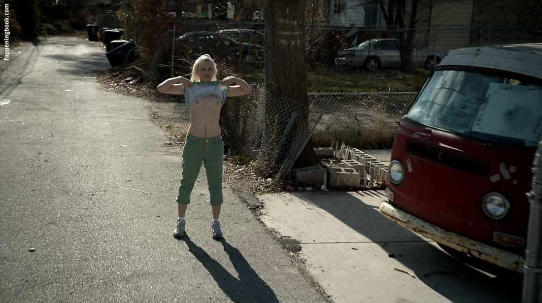 Саша Александр Shameless сиськи