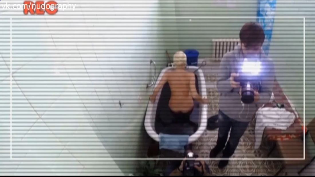 Голая Елена летучая голая