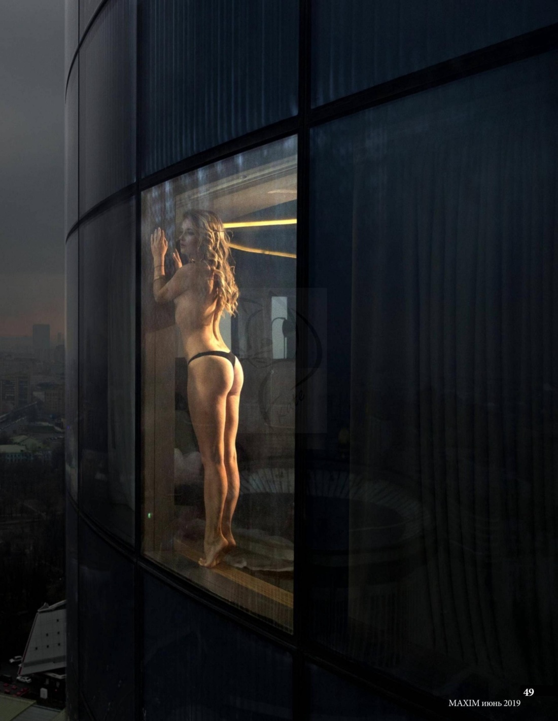 Анна Михайловская голая