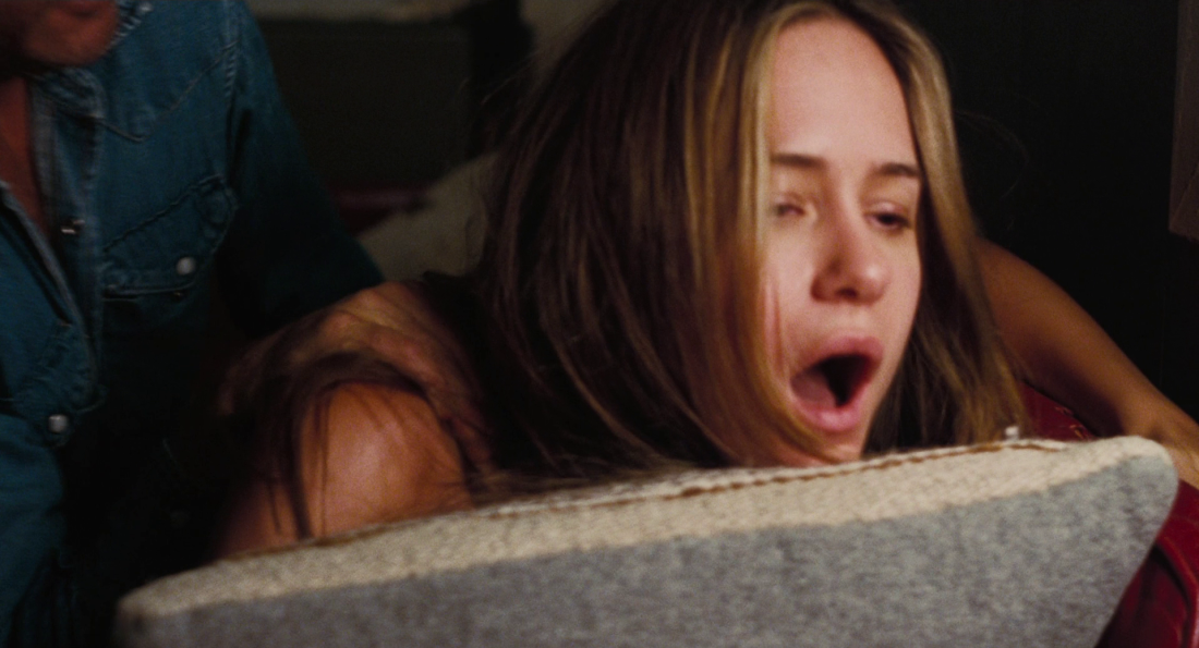 Кэтрин Уотерстон голая гиф