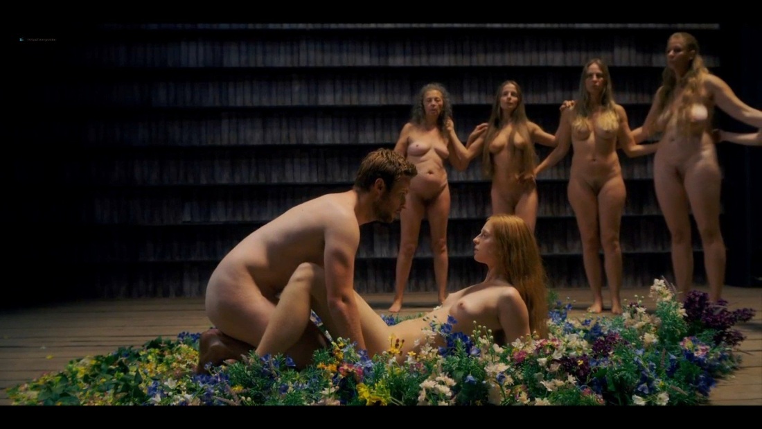 Голые женщины дольчетт