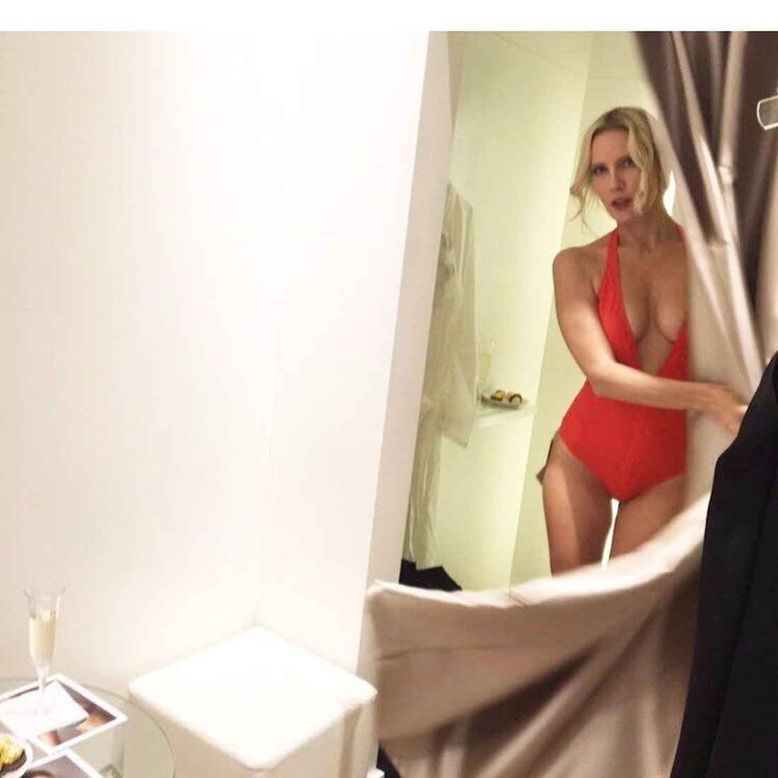 Елена летучая горячие