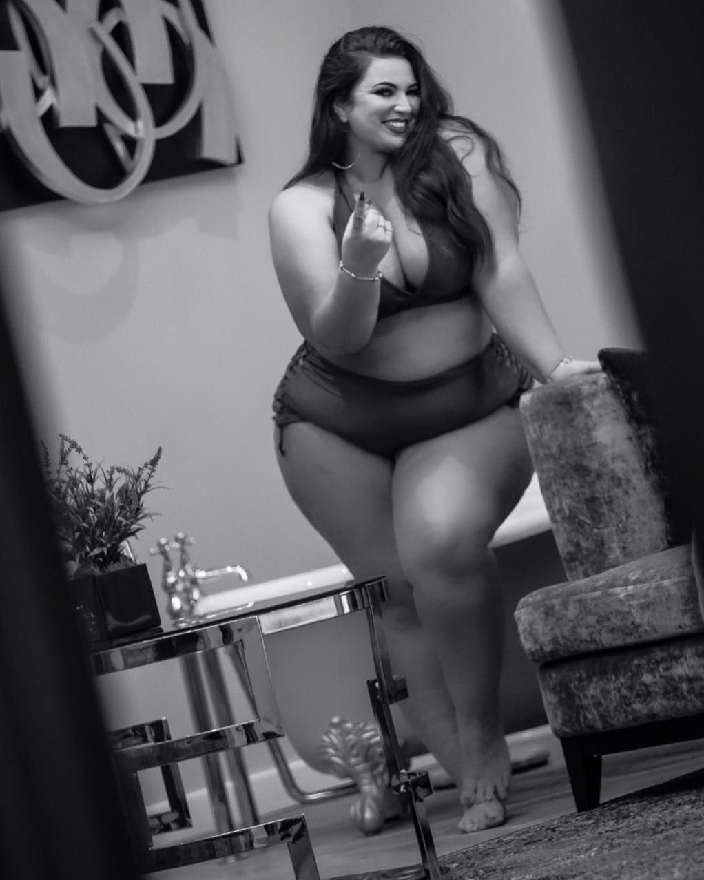 Коллин Кэмерон плюс сайз