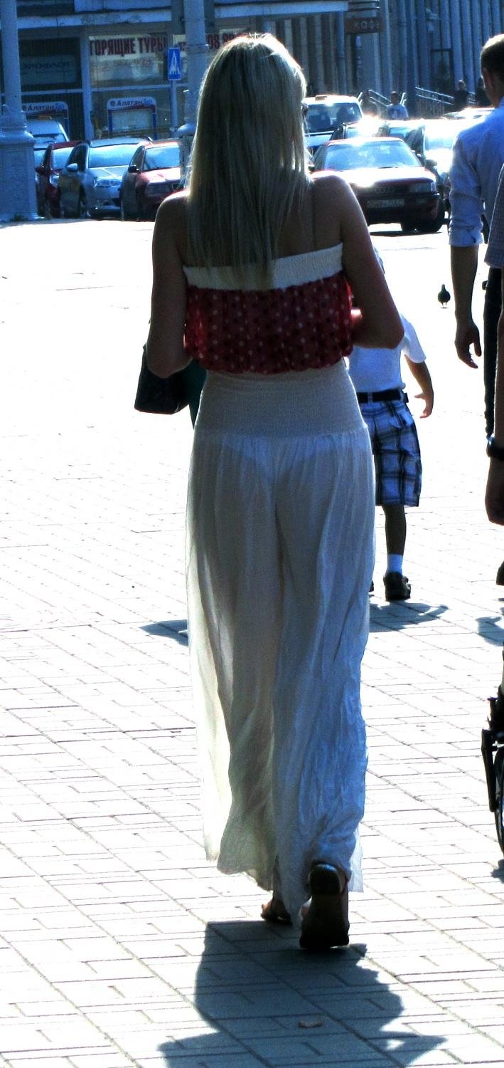 Просвечивающая одежда