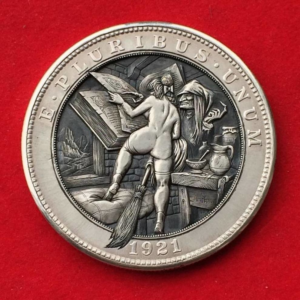 Монеты древние с бабой