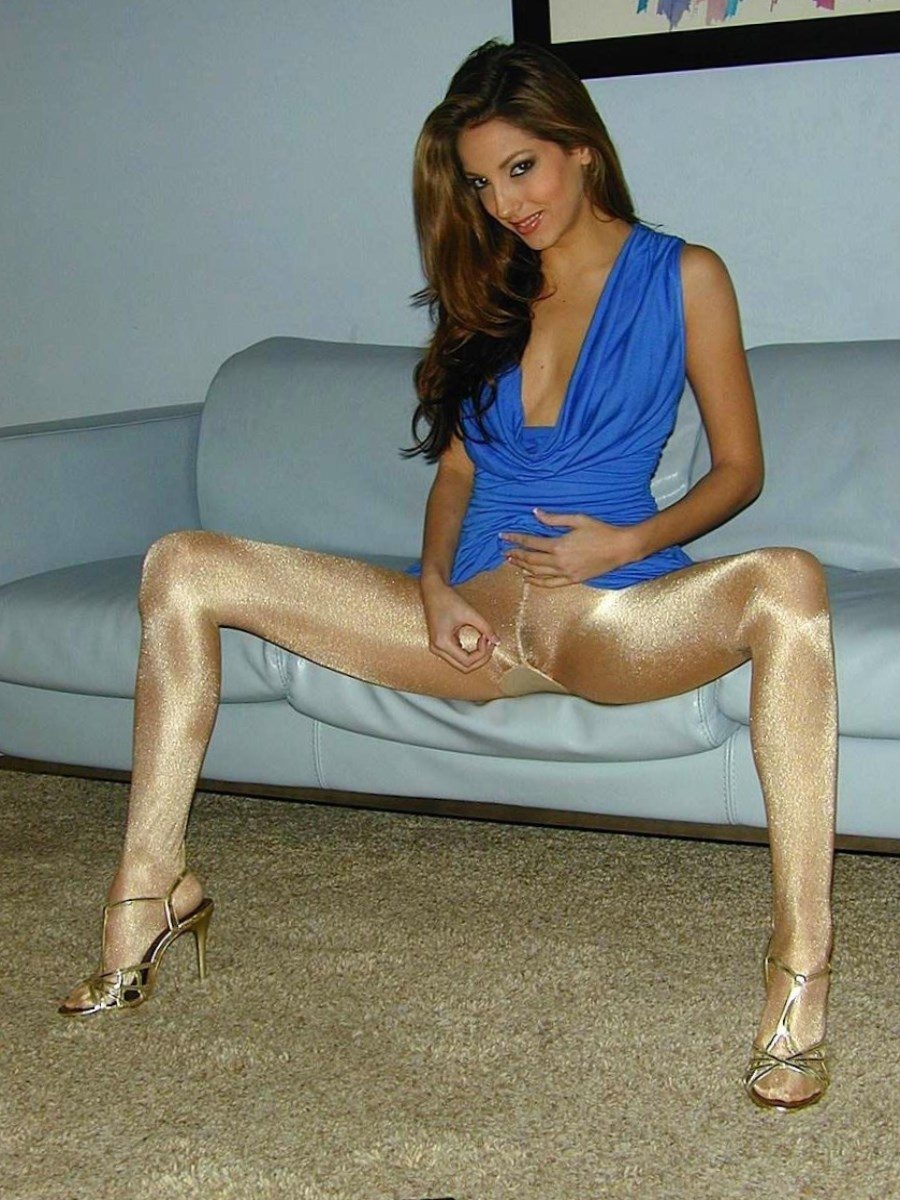 Девушки в блестящих колготках эро