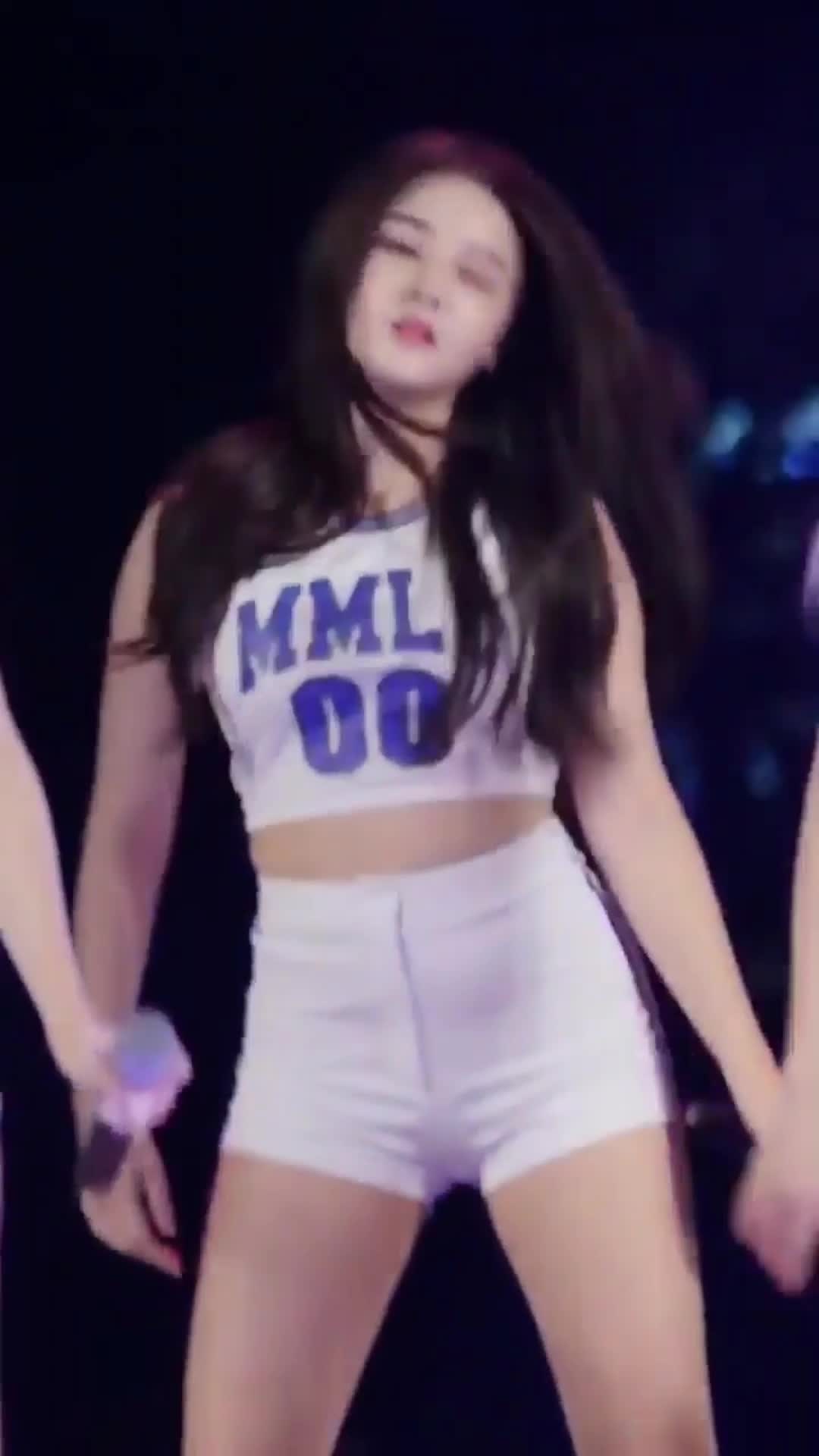 Нэнси момолэнд голы